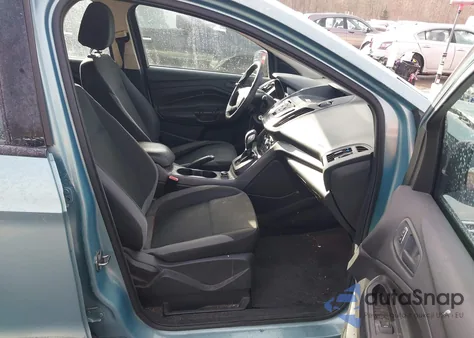 2013 Ford Escape S z USA, uszkodzony, nr VIN 1FMCU0F70DUA97202